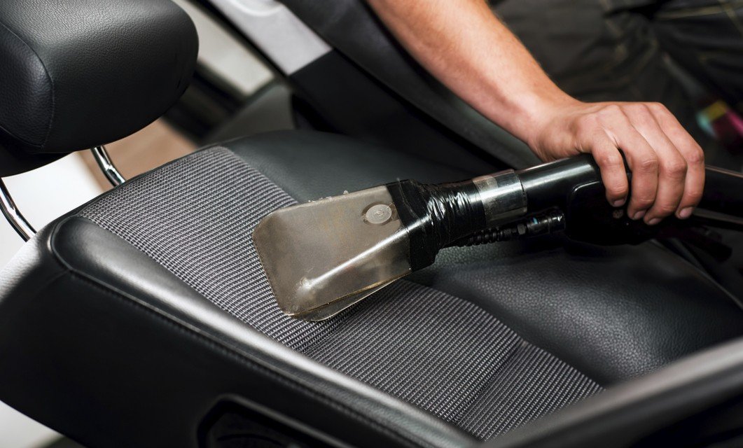 Dubinsko Pranje Automobila: Zdravlje, Čistoća i Magija Detalja